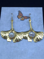Load image into Gallery viewer, Baroque Pearls Embellished Ginkgo Leaf Earrings
