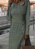 Cargar imagen en el visor de la galería, Casual Geometric Pencil Round Neckline Sheath Dress
